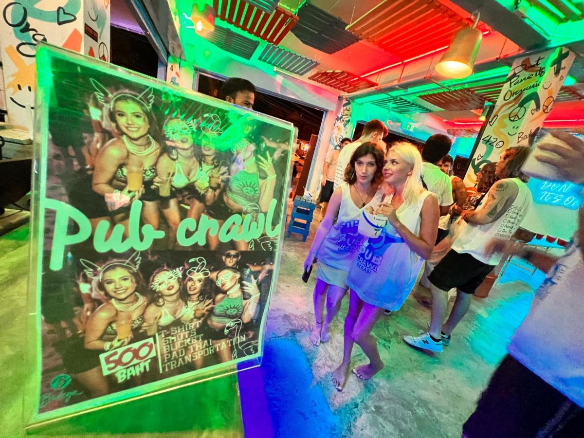 Ao Nang Bodega Krabiホステル エクステリア 写真