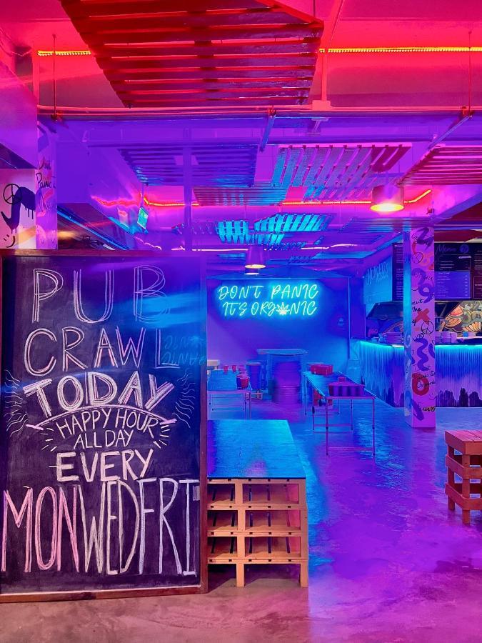 Ao Nang Bodega Krabiホステル エクステリア 写真
