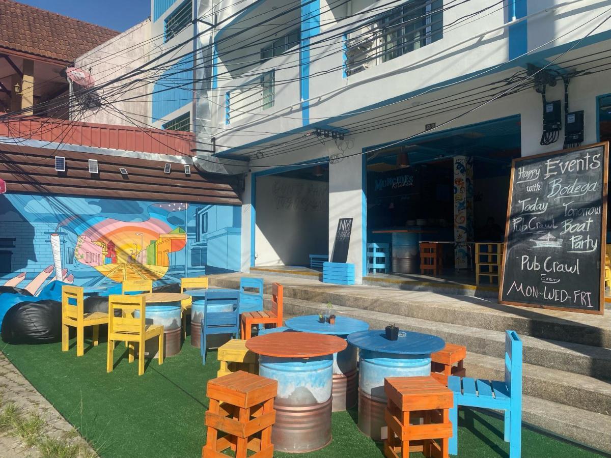 Ao Nang Bodega Krabiホステル エクステリア 写真