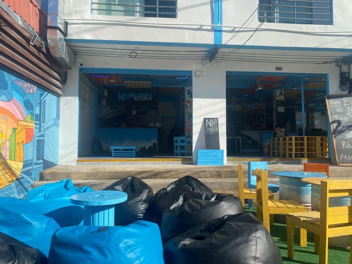 Ao Nang Bodega Krabiホステル エクステリア 写真