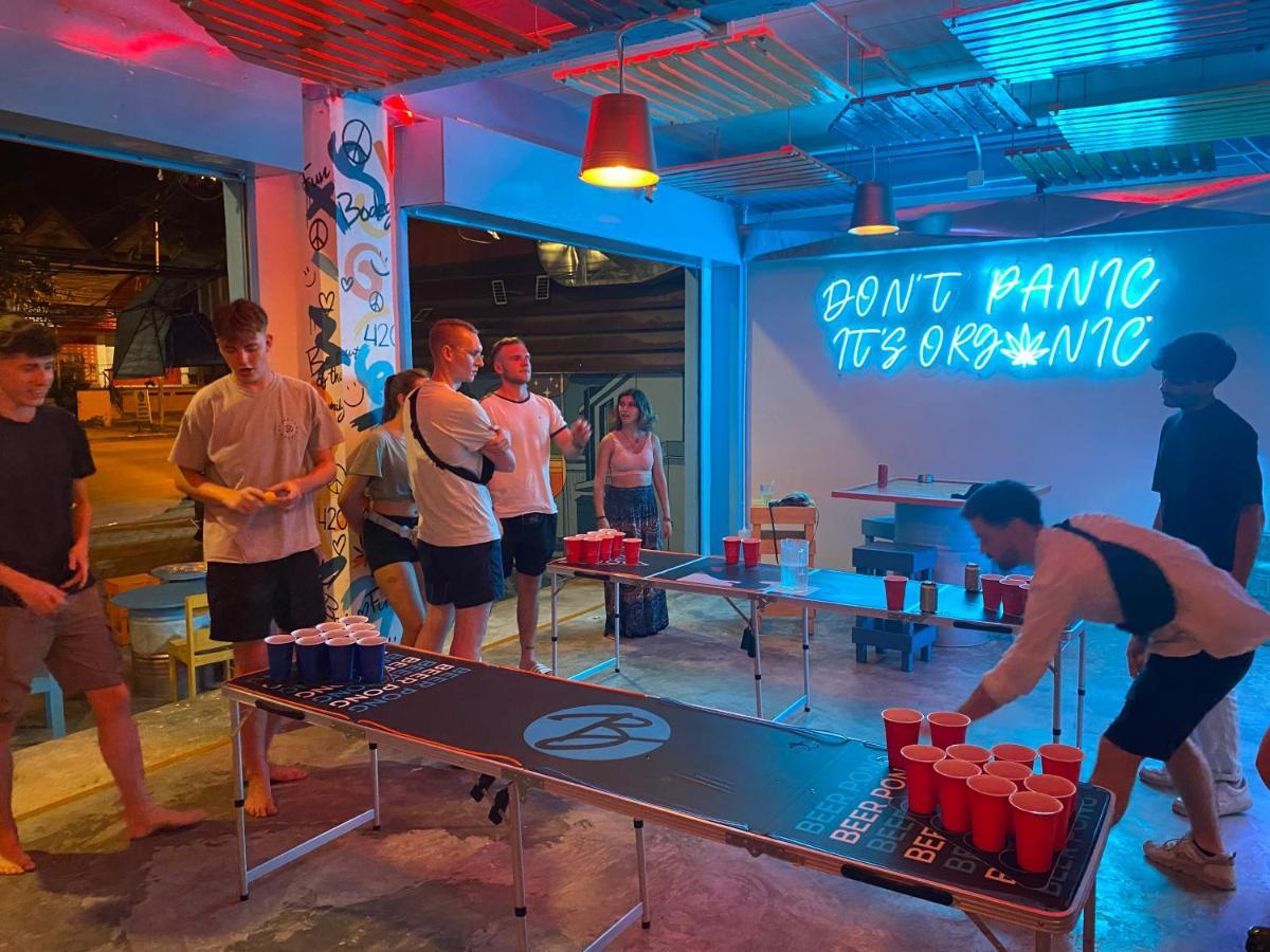 Ao Nang Bodega Krabiホステル エクステリア 写真